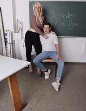 Teacher MILF is going to get fucked by her kinky student